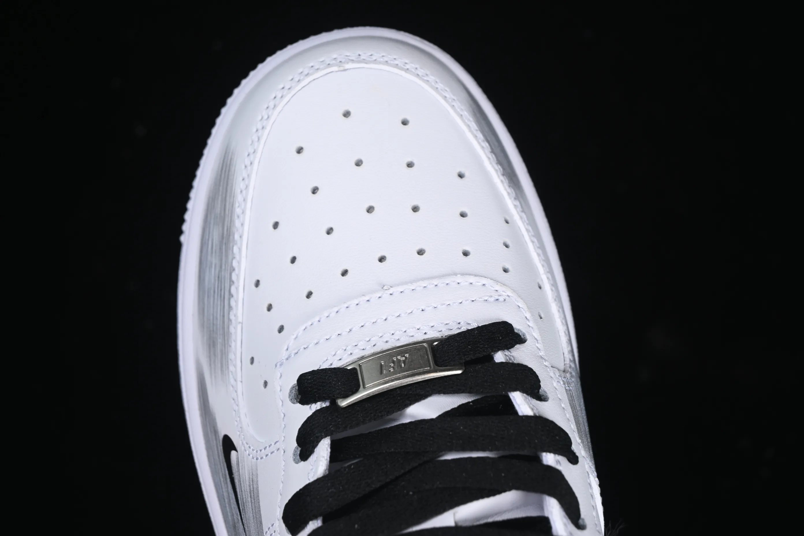 All Categories Nk Air Force 1 Air Force Series Nk Air Force 1 Mid Air Force Mid Nk Air Force 1'07 Mid Broken Hook Inkjet Painting Second Dimension Theme Air Force One Mid Casual Sneakers ZH0316-053